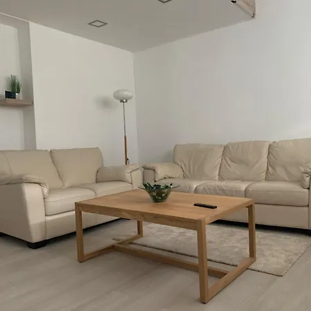 Panorama On The Hill With Free Garage Appartamento Budapest